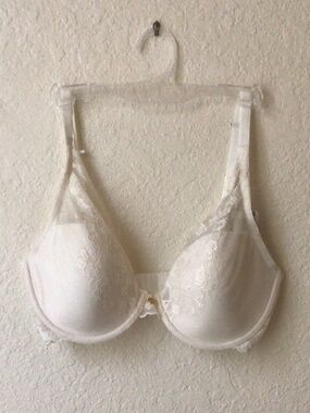 NWT Natori Cherry Blossom Convertible T-shirt Bra 32dd in ivory